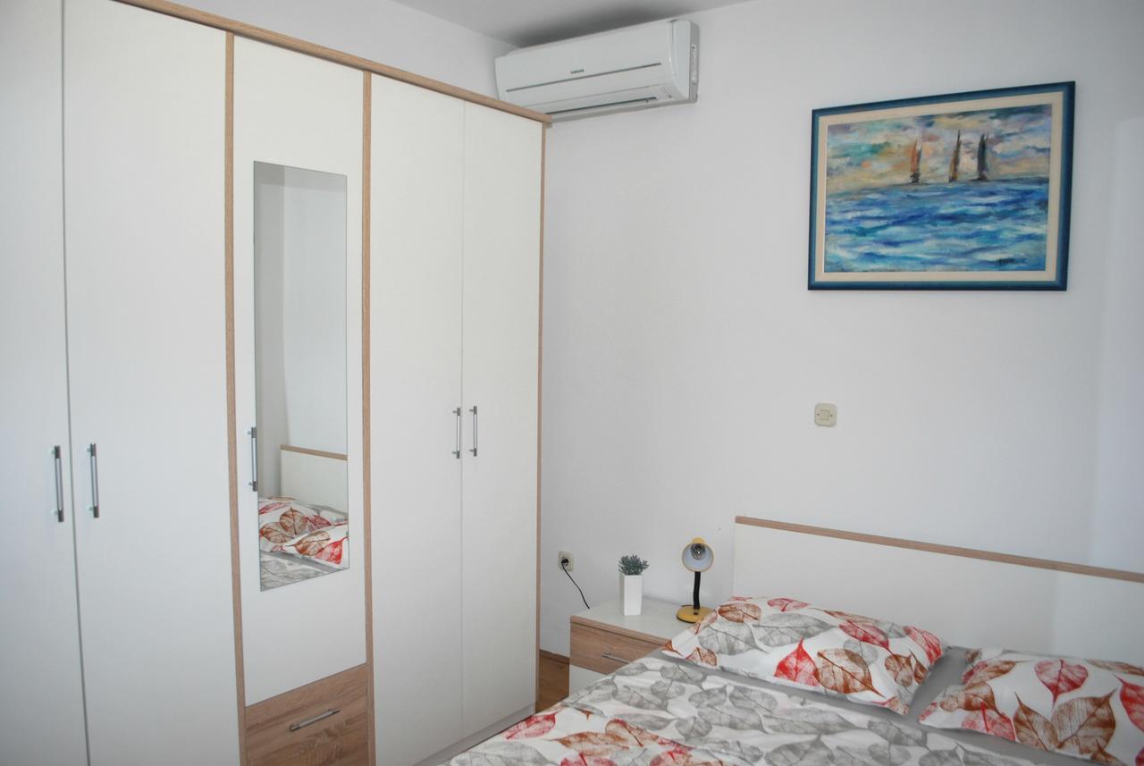 Apartment Dalmatia Макарська Екстер'єр фото