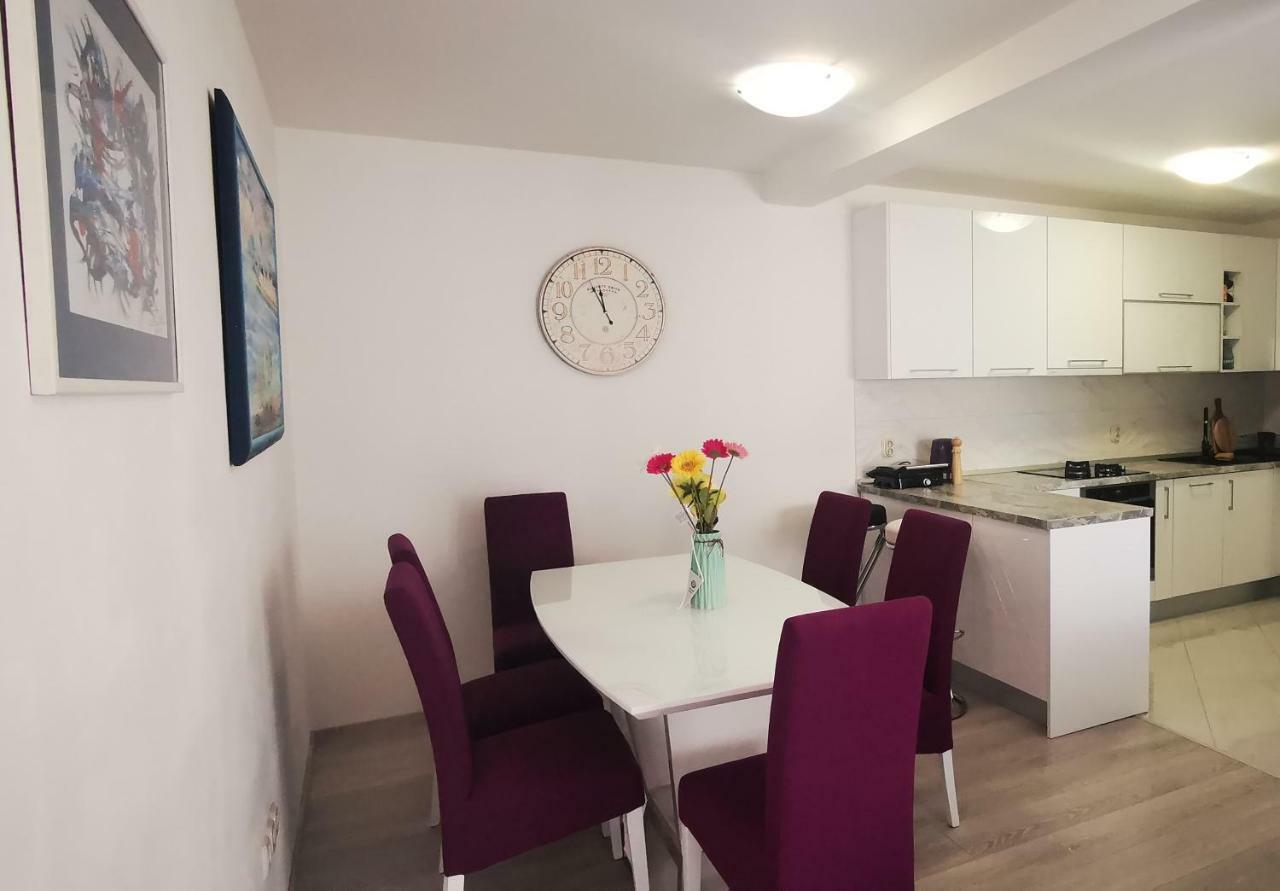 Apartment Dalmatia Макарська Екстер'єр фото