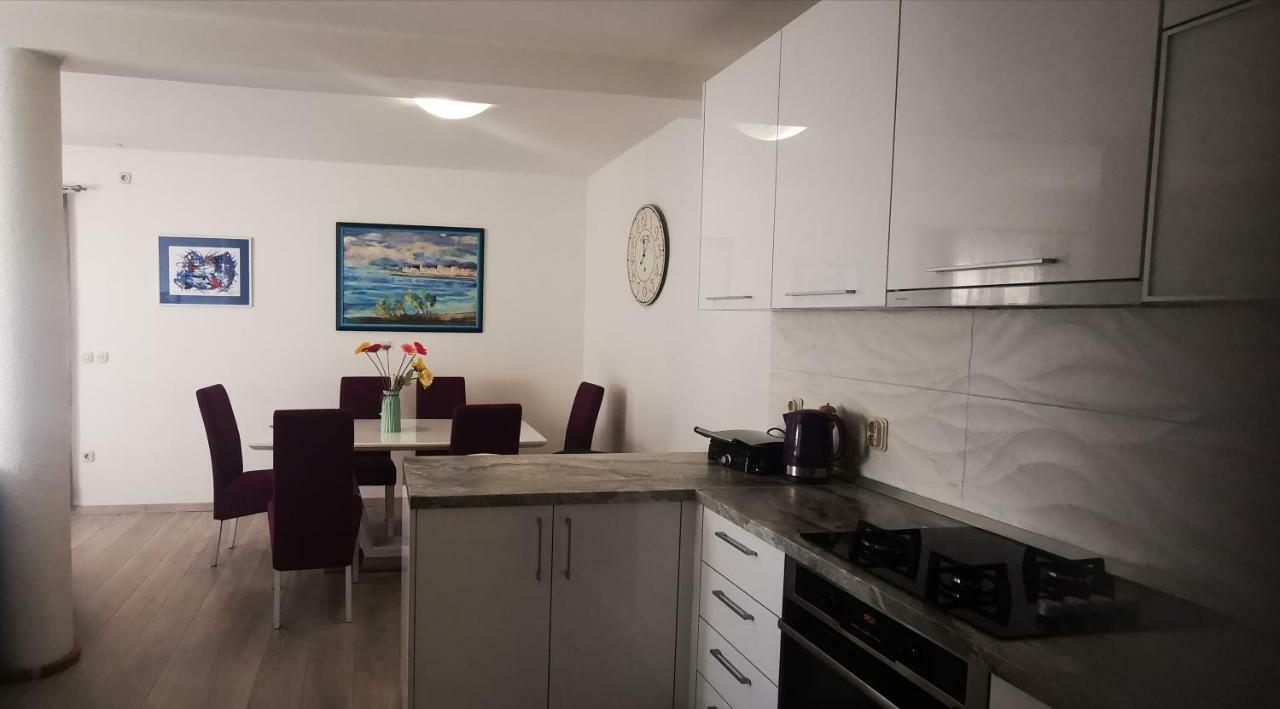 Apartment Dalmatia Макарська Екстер'єр фото
